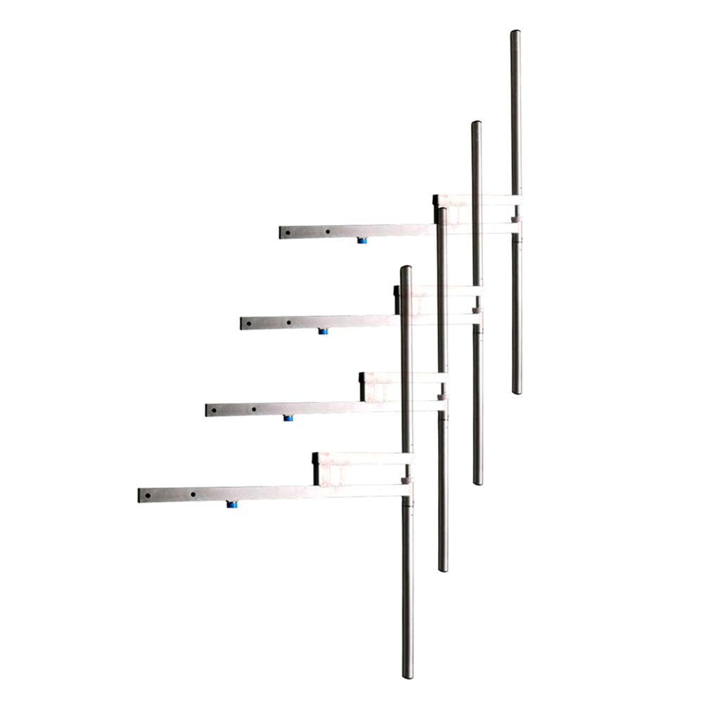 High-gain stacked FM broadcast antenna array