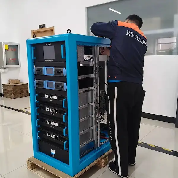 Low power FM broadcast equipment